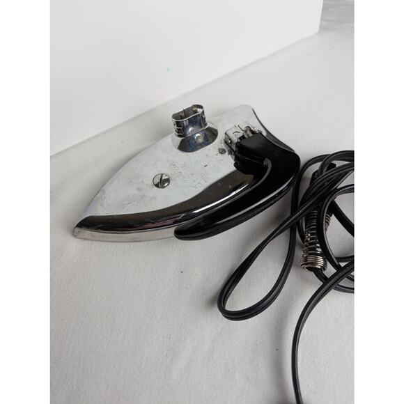 Vintage Fostoria travel Iron Foldable Model52X .115 volts, 350, A.C. Only. - Picture 4 of 6